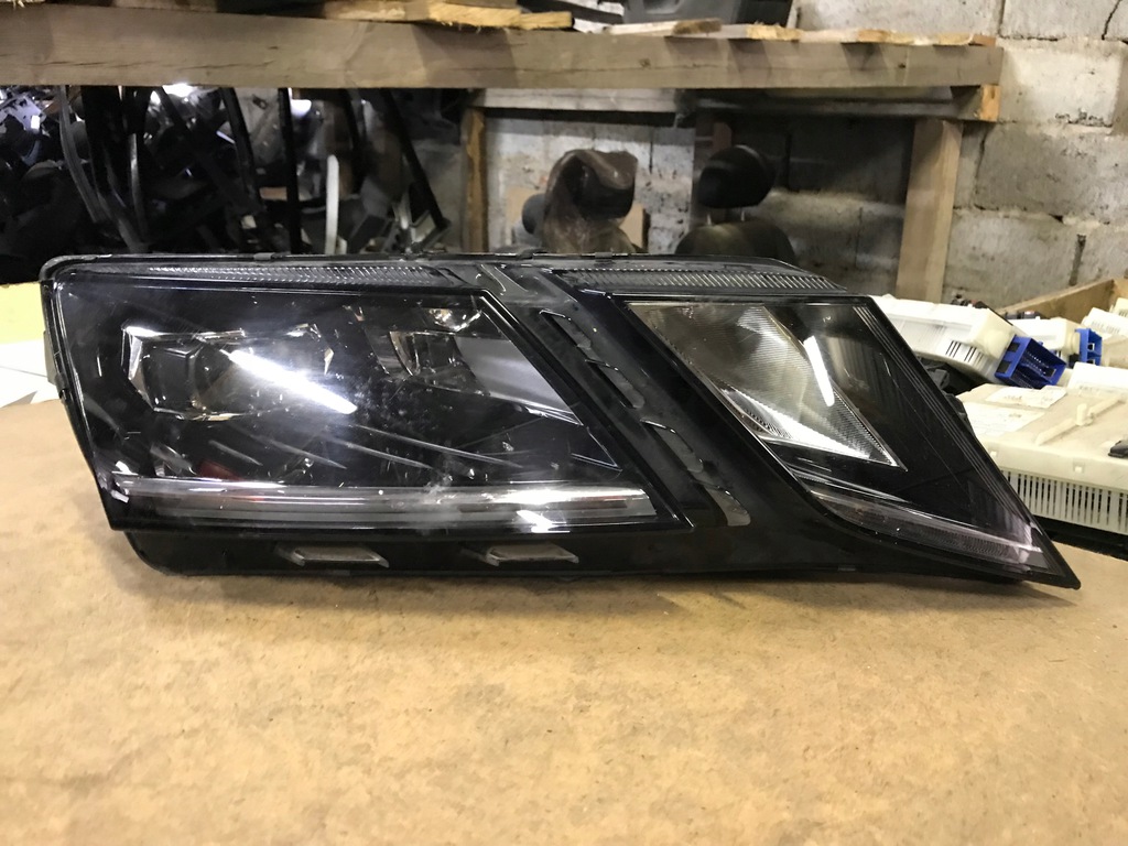  faro skoda octavia iii 5e1941015e/016e (#)