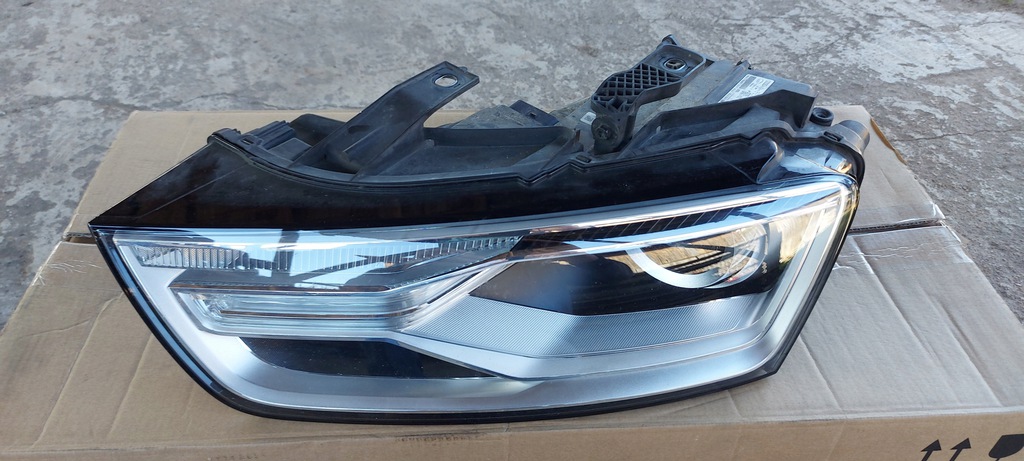 audi q3 lift bixenon led izq. (#)