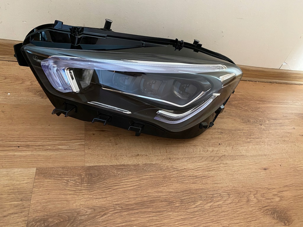 mercedes cla a1189063100 faro led multibeam izq. (#)