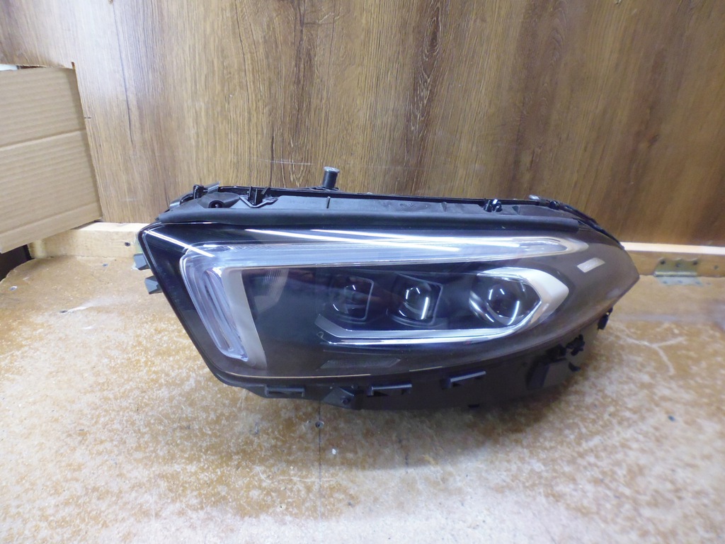 mercedes w177 multibeam no klejona eu faro izq. (#)
