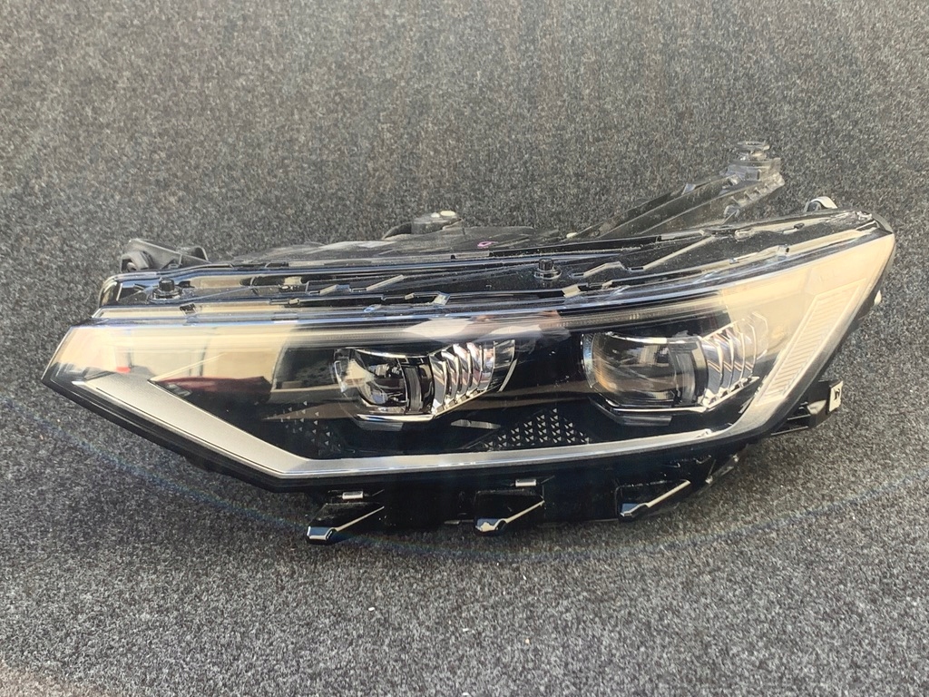 vw passat 3g1 b8 lift full led matrix faro 2020r (#)