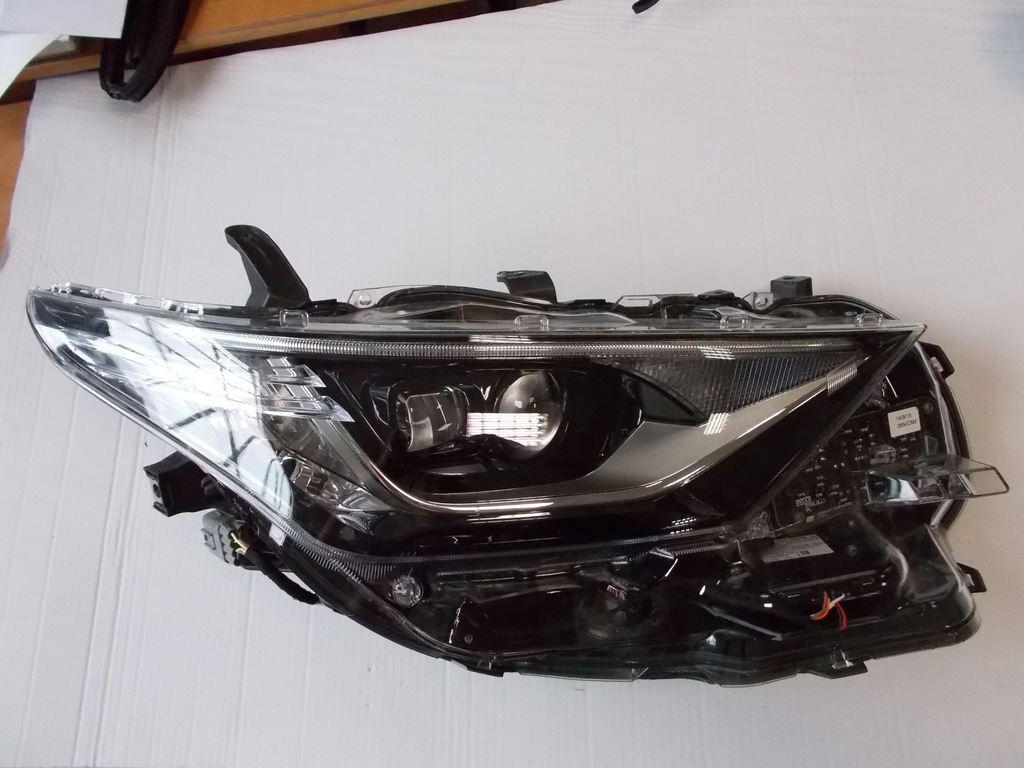  faro auris '15 > led europa der.. valeo # (#)