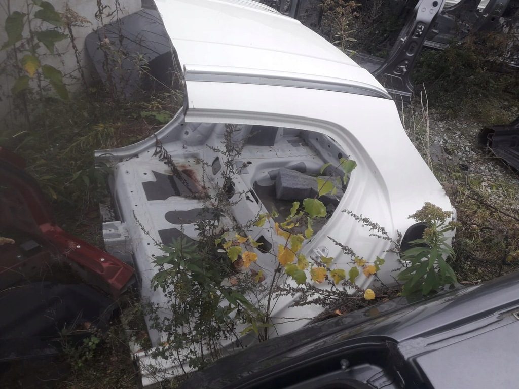 mercedes benz 156 gla corte aleta trasero ($)