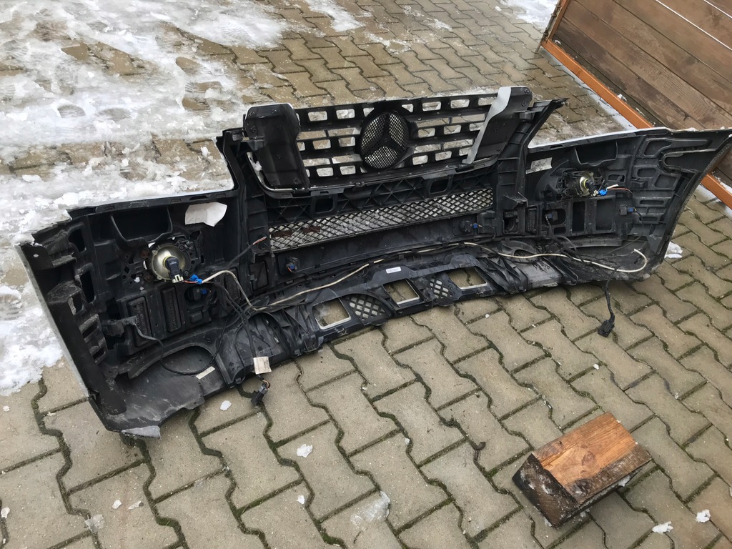mercedes ml 164 parachoque paragolpes con grilem completo 197 ($)