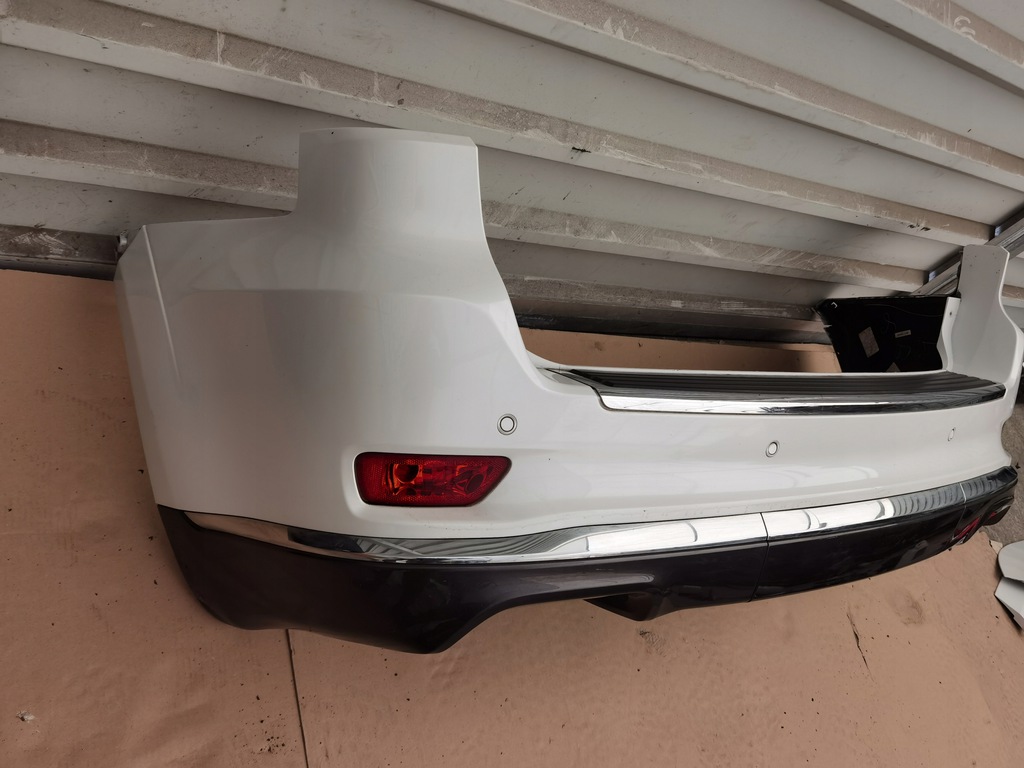 parachoque paragolpes trasero jeep grand cherokee wk2 lift summit ($)