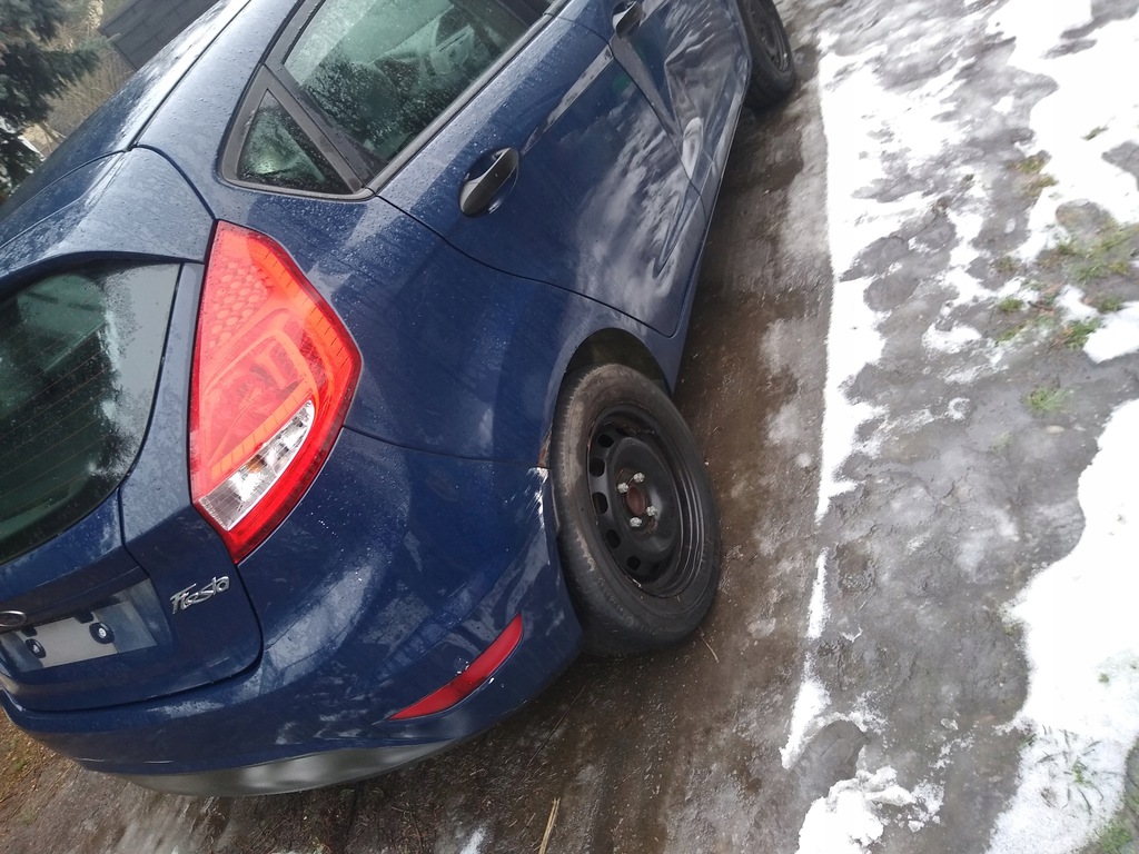 aleta trasero der. izq.  cinturon banera fiesta mk7 trasero ($)