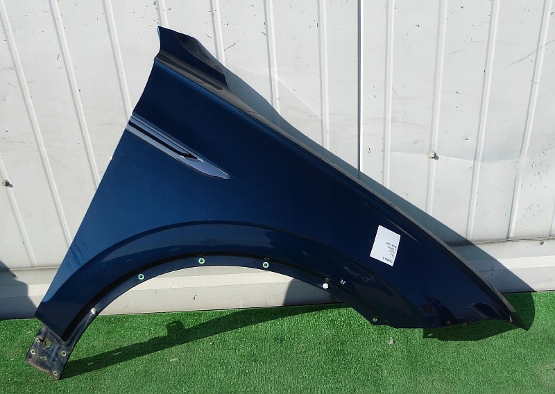 vw touareg iii 2018r aleta delantero der. lp5m ($)