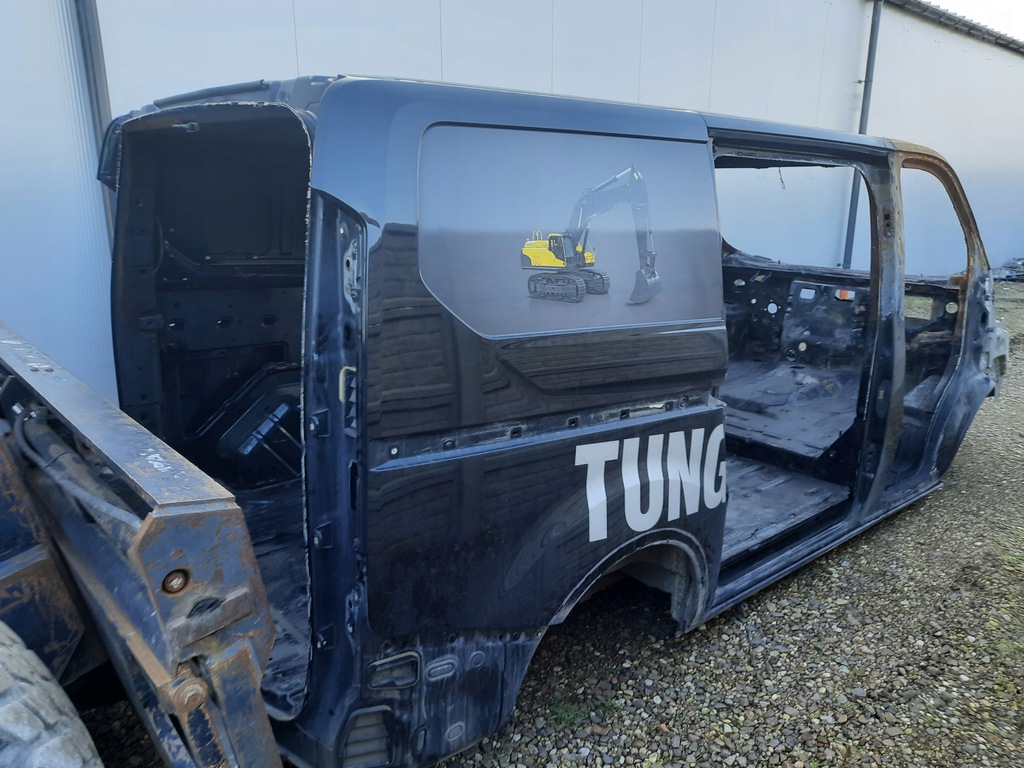 ford transit custom corte aleta trasero der. ($)