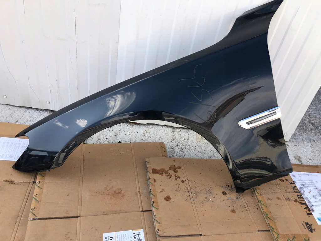 aleta izq.  bmw f01 f02 black sapphire 475/9 ($)