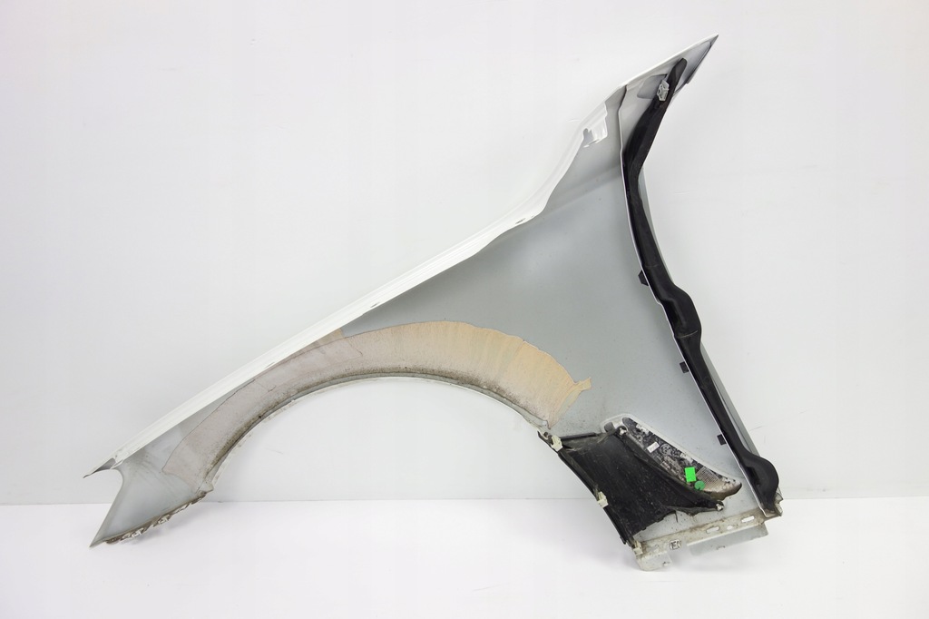 aleta der. delantero bmw g11 alpin weiss a300 ($)