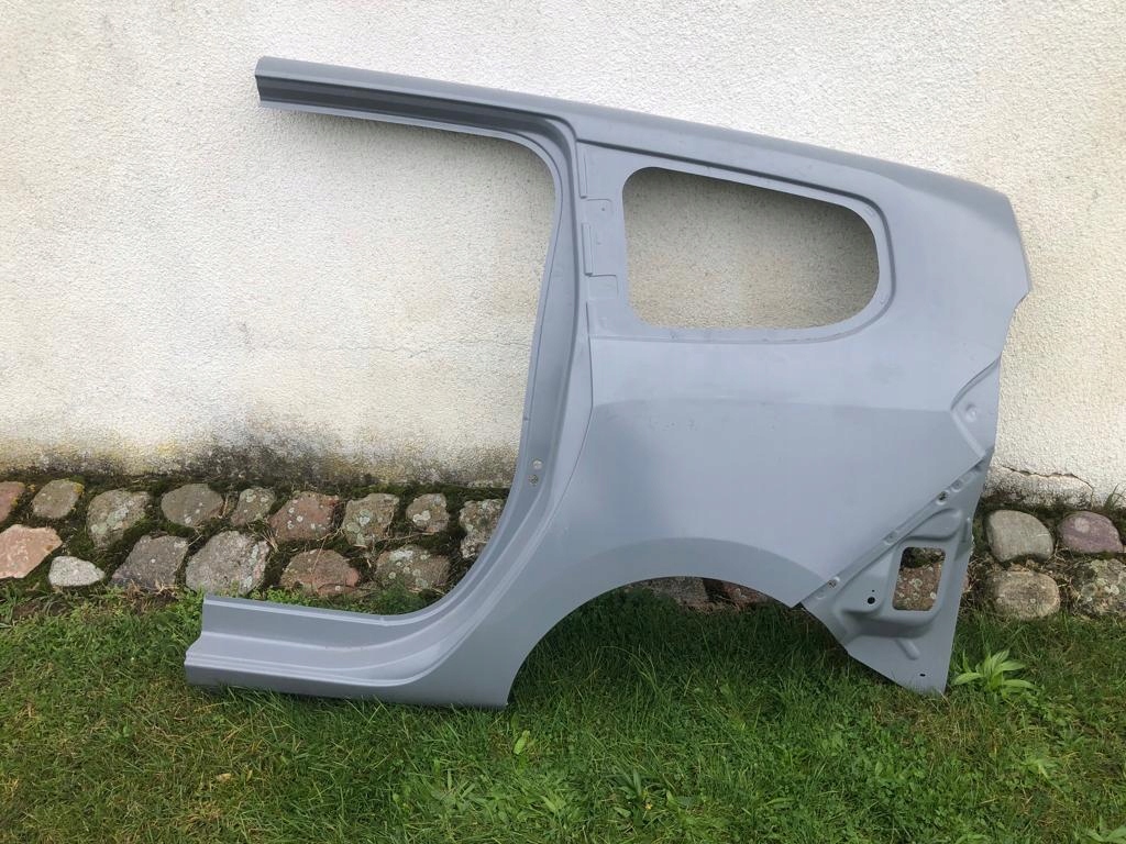 aleta izq.  trasero dacia lodgy ($)