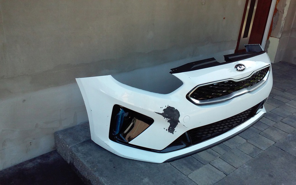parachoque paragolpes delantero kia proceed iii 3 2019  86511j7700 ($)
