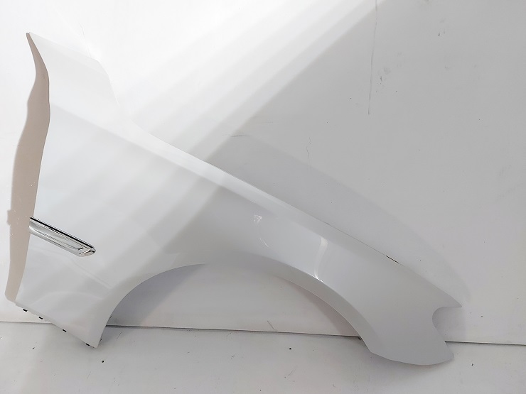 bmw 7 aleta delantero f01 f02 alpina lift 2011 rok ($)