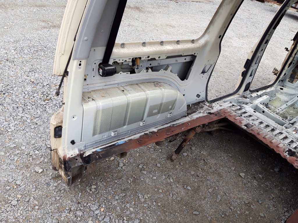 vw caddy corte aleta izq.  izq.  trasero maxi long ($)