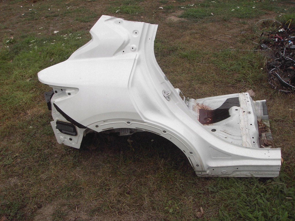 der.  trasero corte trasero aleta infiniti q30 qx30 ($)