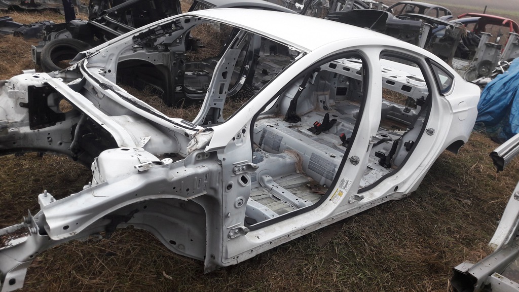 aleta corte trasero ford fusion sedan mondeo mk ($)