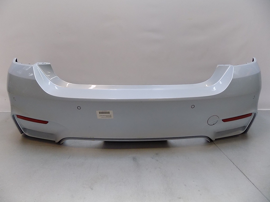 bmw m4 f82 f83 parachoque paragolpes trasero b67 ($)
