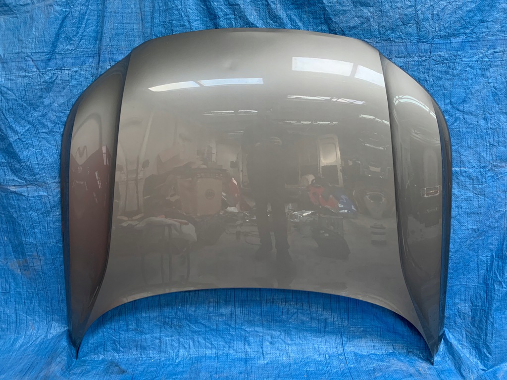 volvo xc40 ii 19  capó ($)