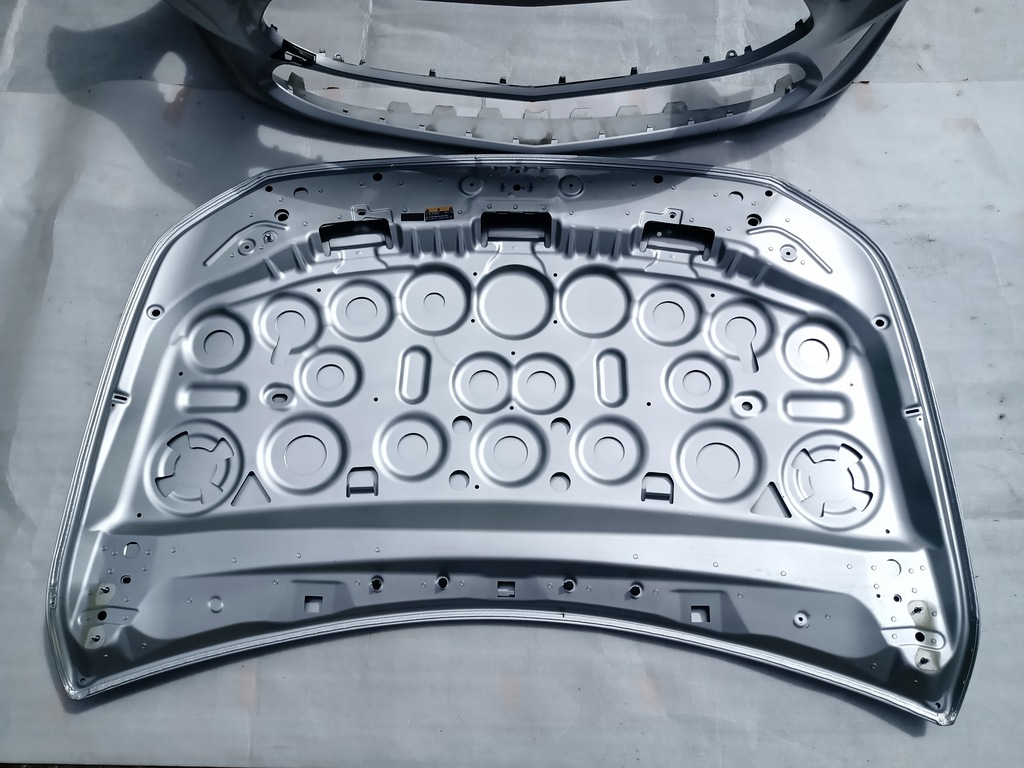 mercedes clase a w177  capó tapa motor ($)