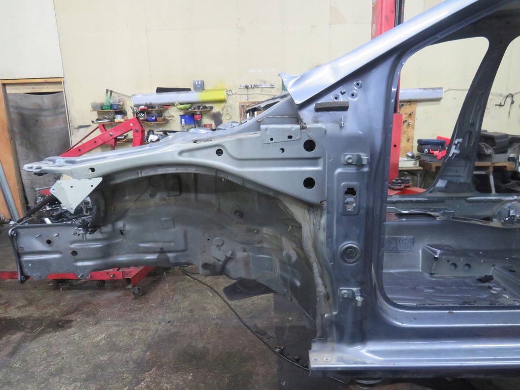 corte larguero izq.  delantero leon iii 5f ($)