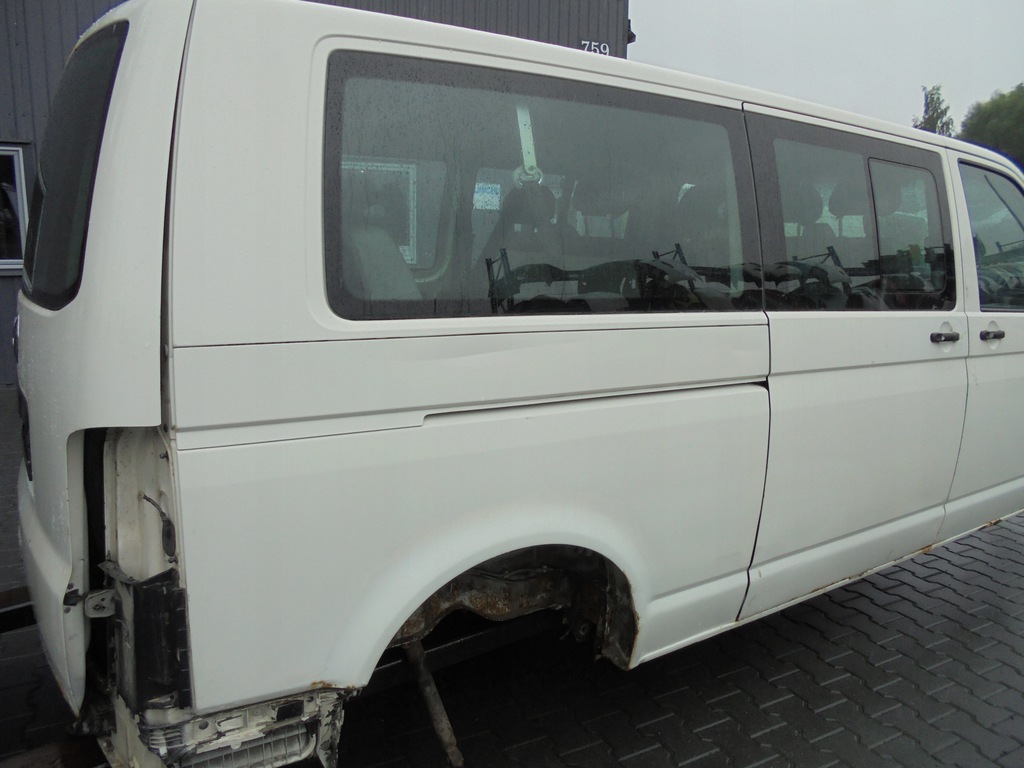 vw t5 t6 long multivan aleta lado corte der.  ($)
