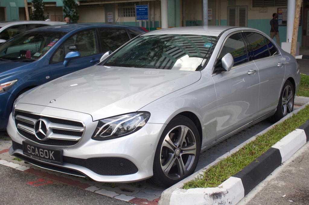 casinuevo corte izq.  delantero mercedes w213 largo 1 ($)