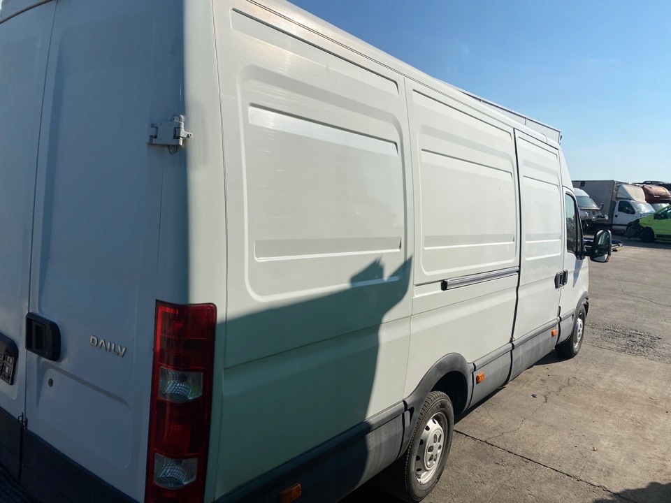 iveco daily 35s13 2,3 hpi 10 14r lado p lub l ($)