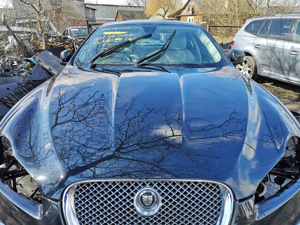 jaguar xf 2 7d v6 ajd 207km capó pef ($)
