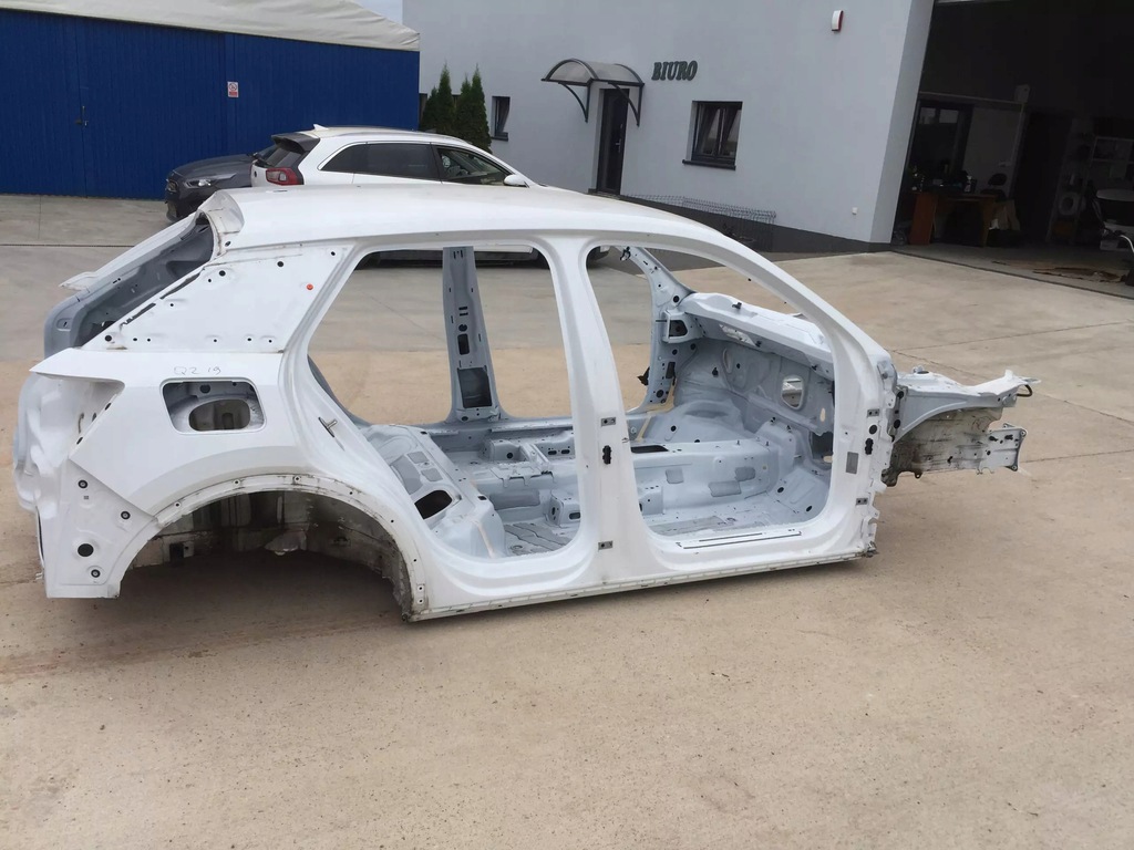 audi q2 81a 2019 2020 corte trasero der.  ($)