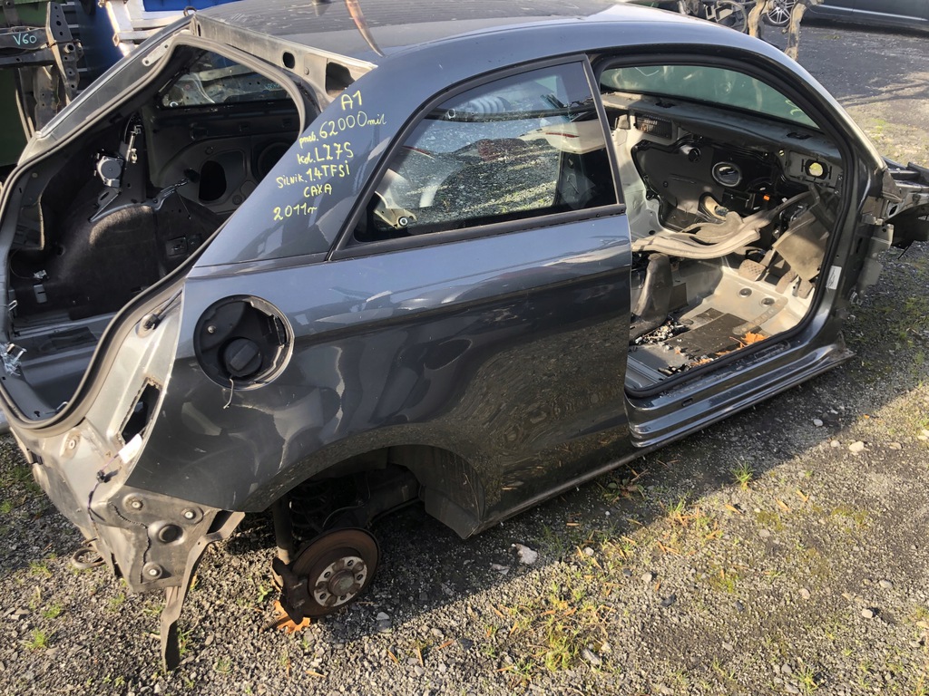 corte chapado der. trasero audi a1 8x 3d 10 18 ($)