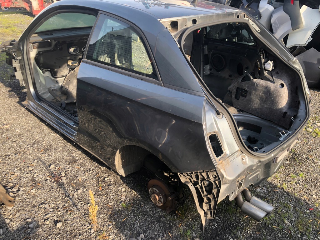 corte chapado izq.  trasero audi a1 8x 3d 10 18 ($)