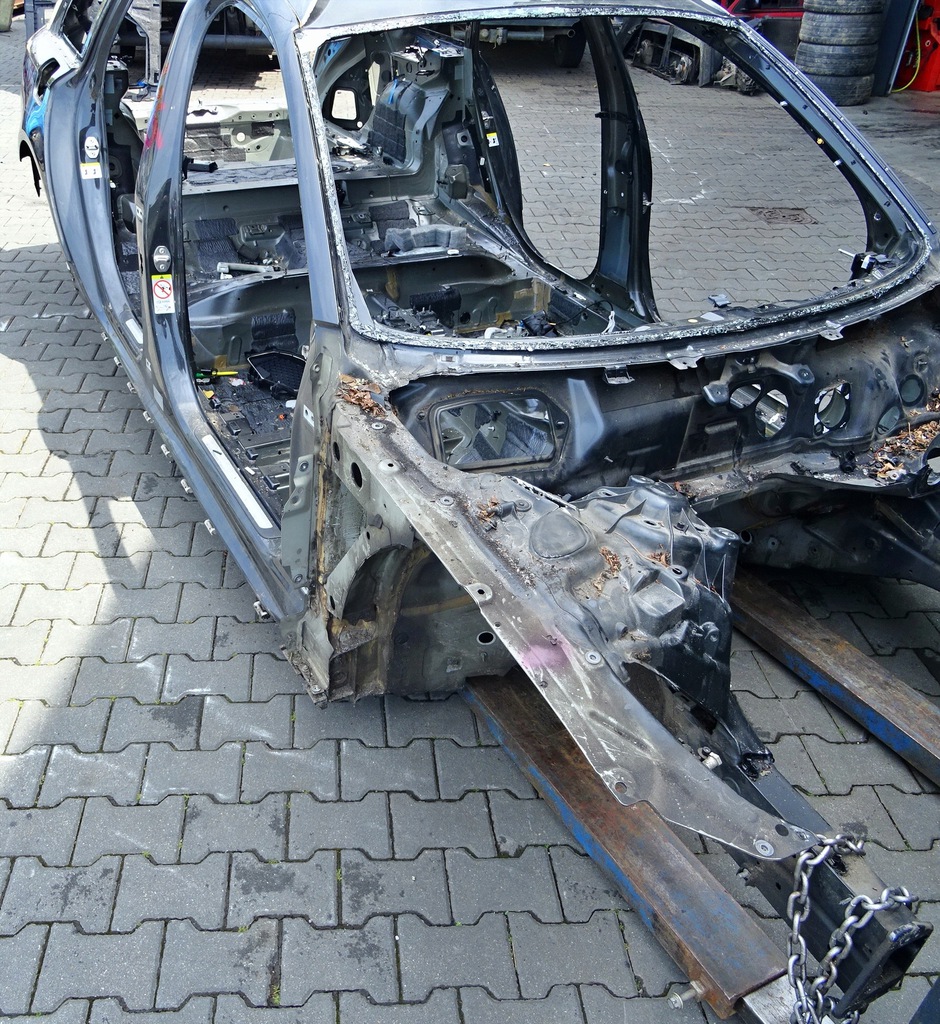 audi a6 c7 4g larguero talonera delantero der.  ($)