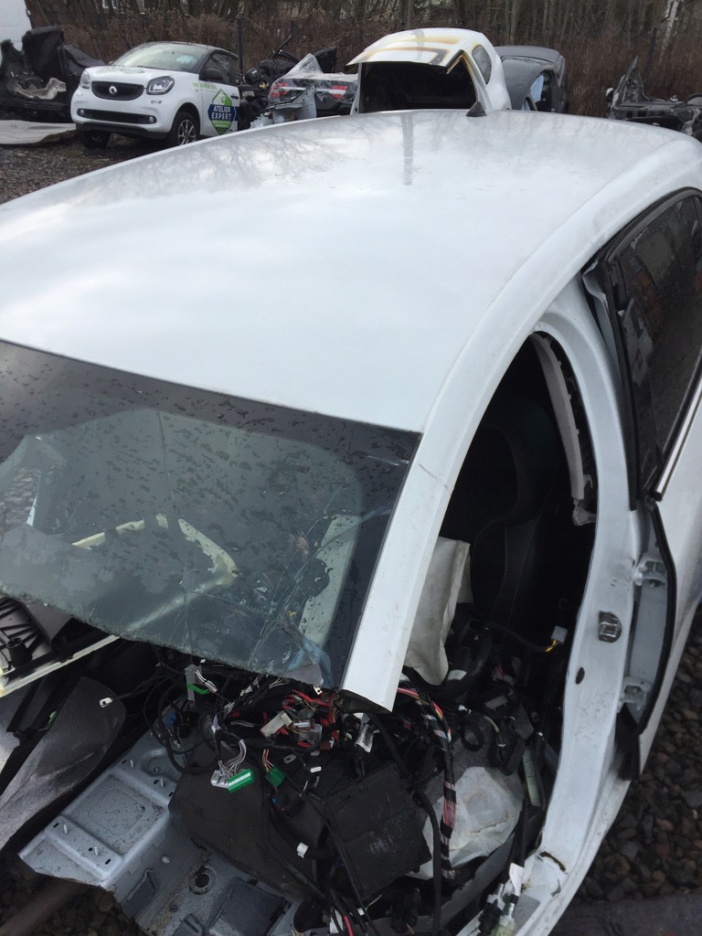 renault megane iv 2015  pilar  b umbral izq.  ($)