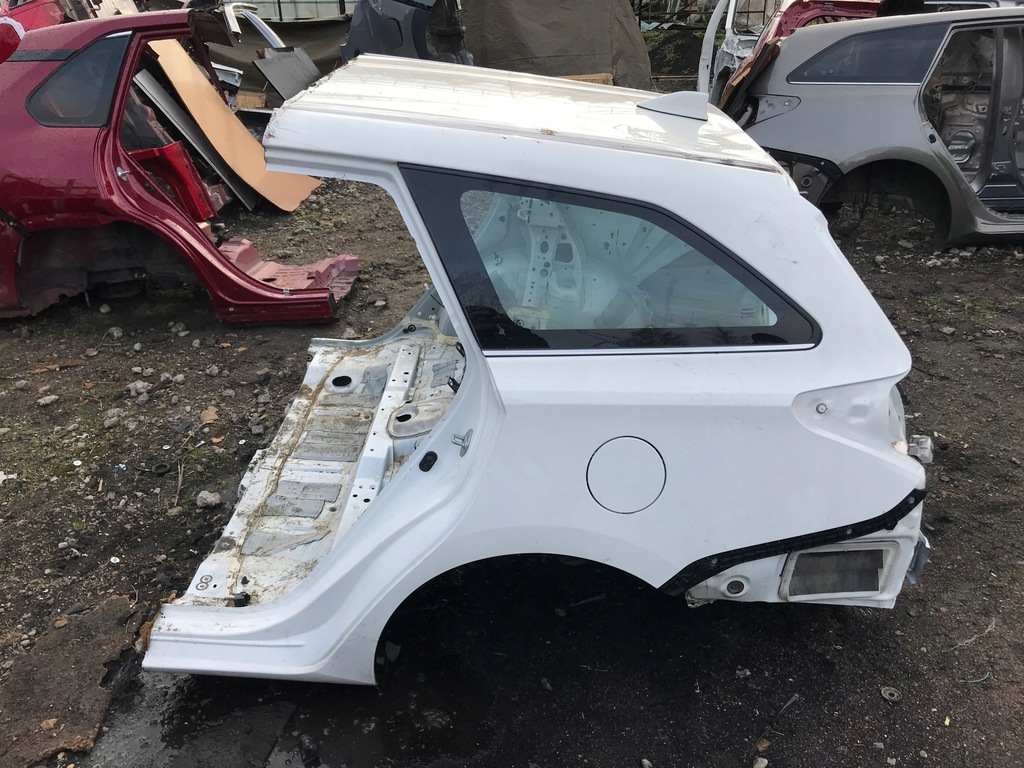 corte trasero aleta toyota auris ii 2012  ($)