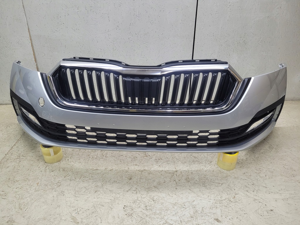 calandra parachoque paragolpes skoda octavia iv 4 5e3 ($)