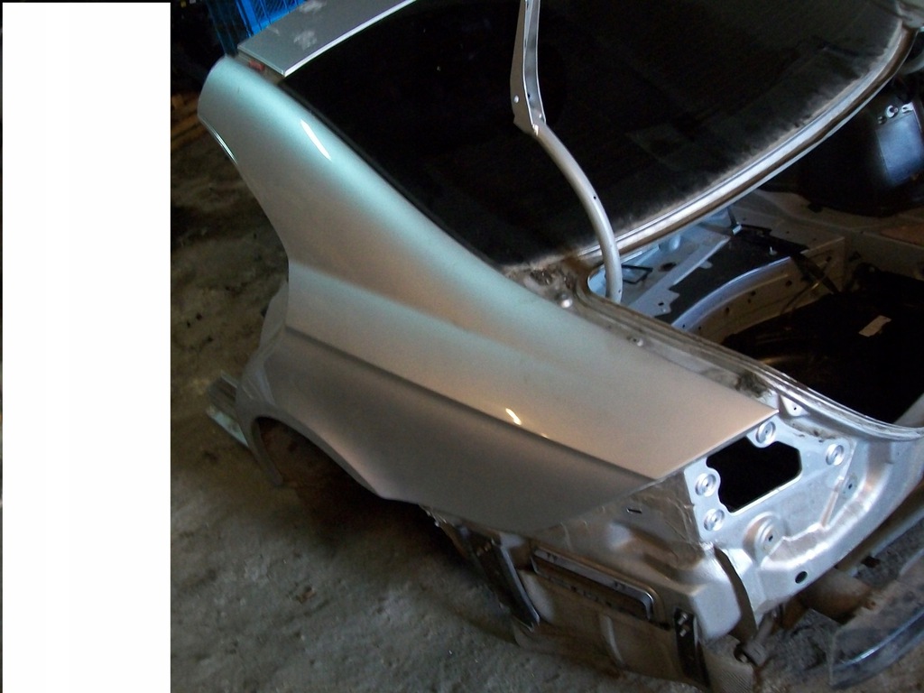 mercedes cls w219 trasero corte trasero 775 ($)