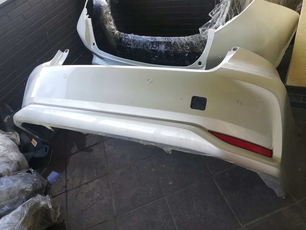 parachoque paragolpes trasero toyota corolla sedan 20r ($)