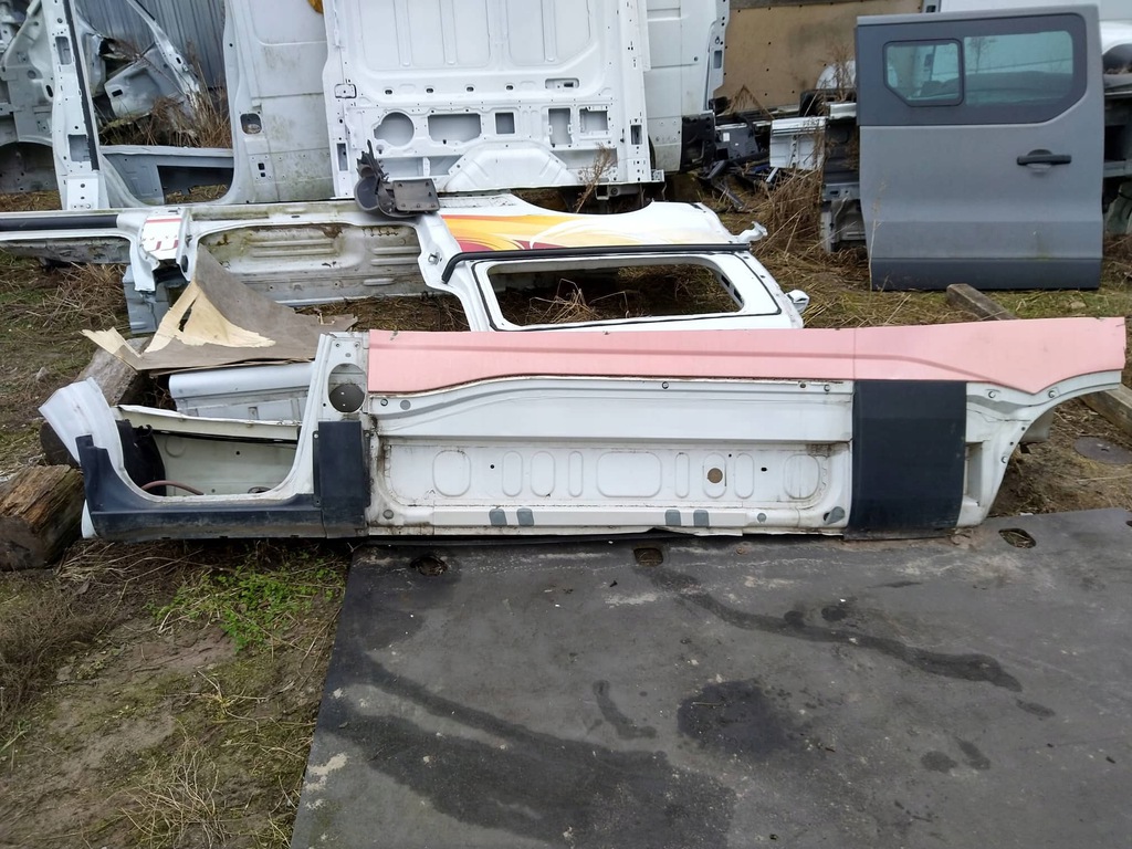 iveco daily umbral lado izq.  ($)