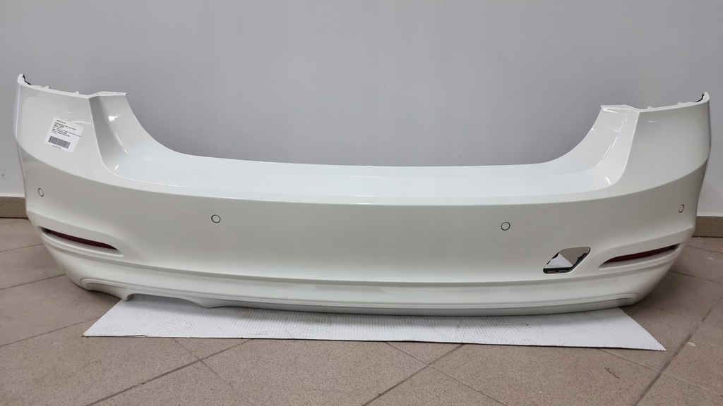 bmw f30 lift sedan parachoque paragolpes trasero completo 4xpdc ($)