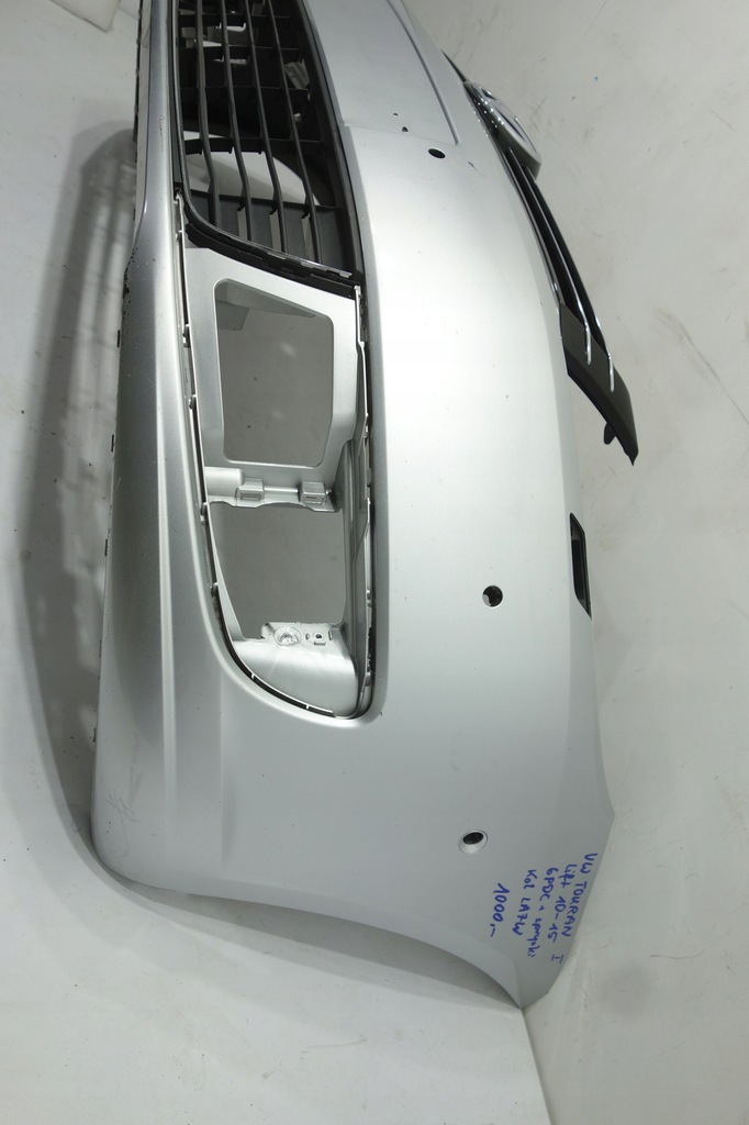 parachoque paragolpes delantero calandra vw touran lift caddy 1t0 la7w ($)