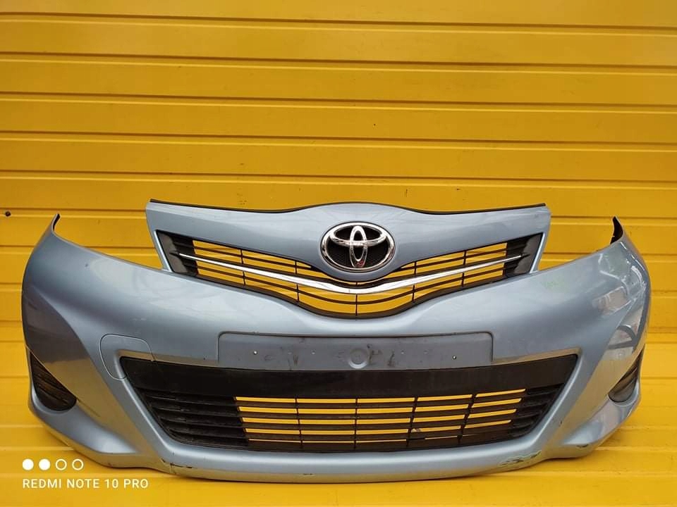 toyota yaris iii parachoque paragolpes delantero 12 15 ($)