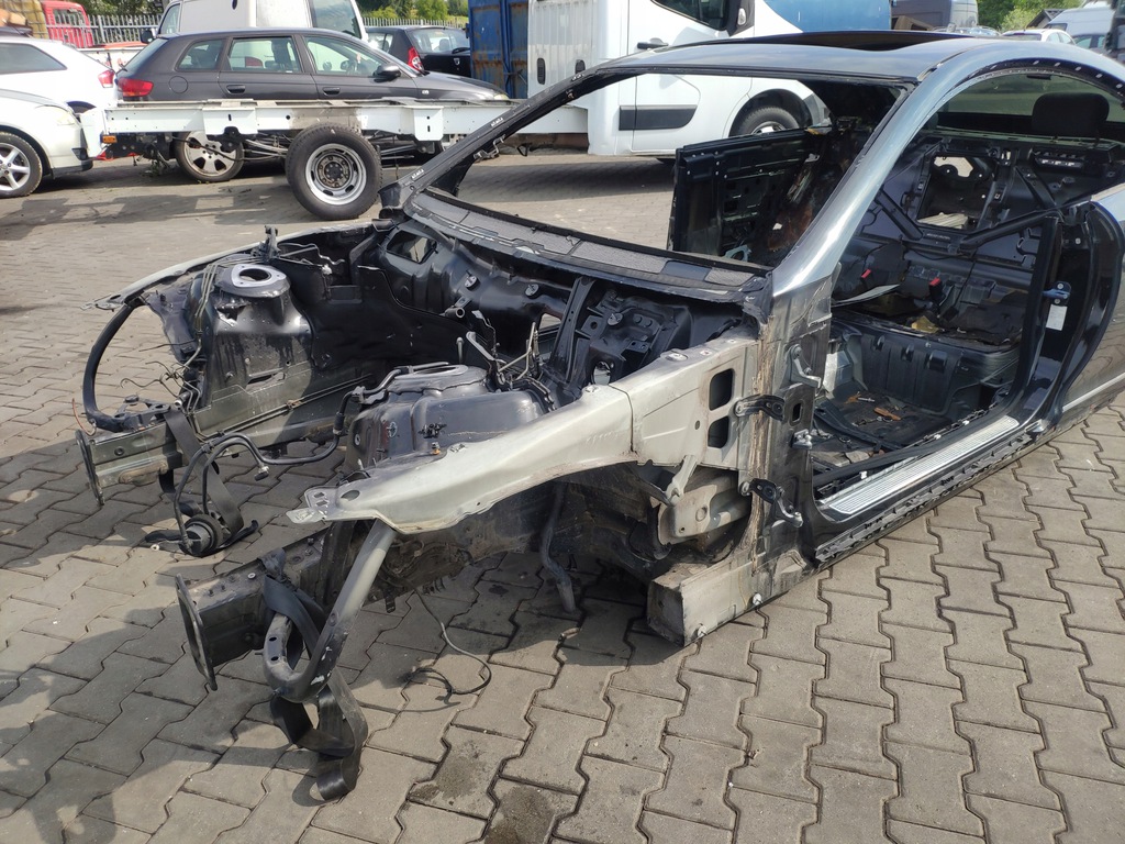 mercedes cl c216 w216 larguero corte izq.  ($)