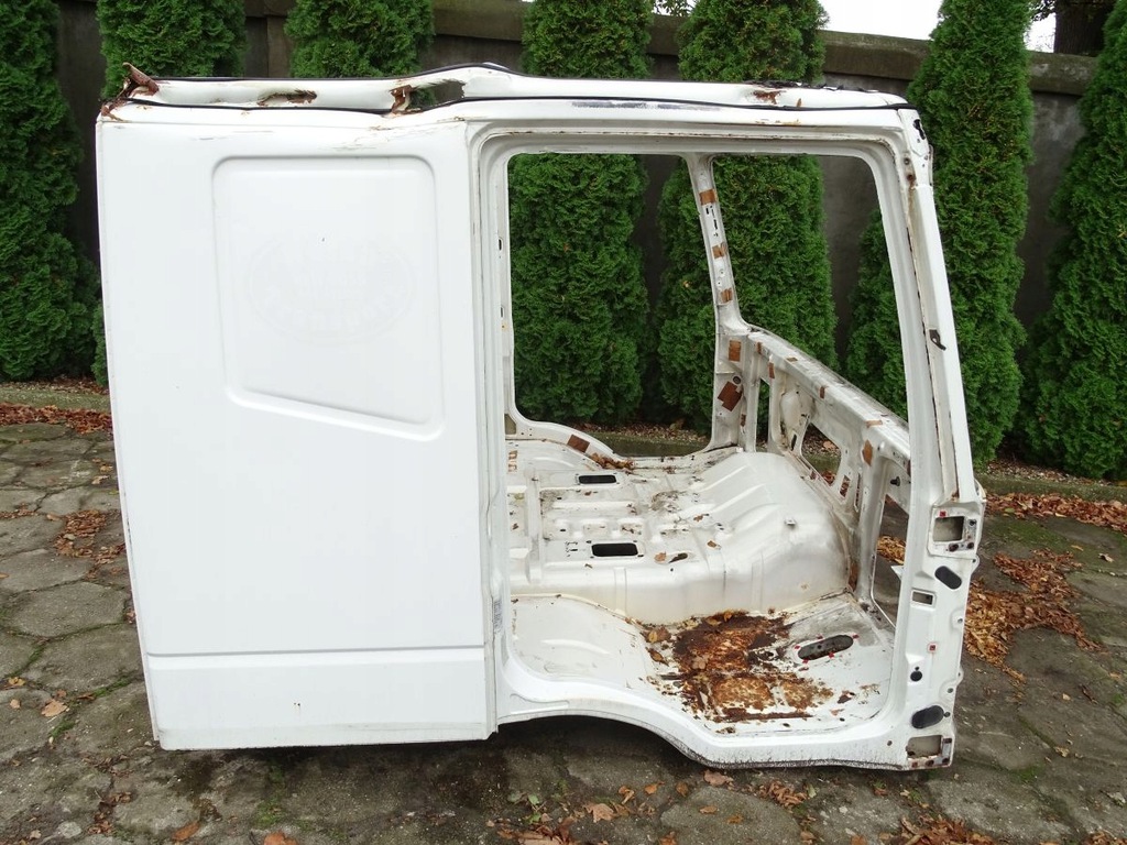 iveco stralis e3/4/5 chapado lado corte der.  ($)