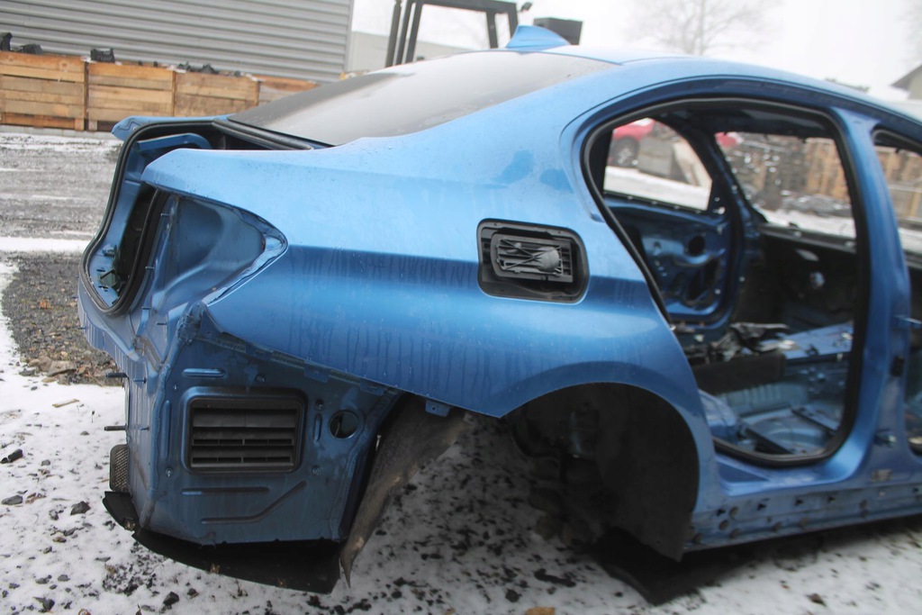 corte chapado der. trasero bmw f30 11  ($)
