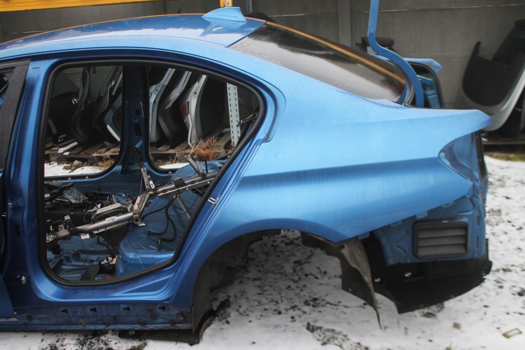 corte chapado izq.  trasero bmw f30 11  ($)