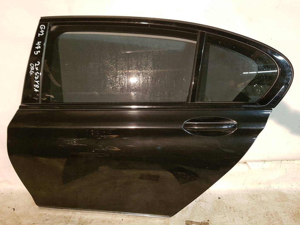 bmw 7 long g12 puertas trasero izq.  475 ($)