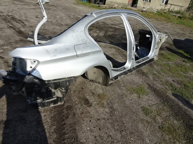 corte der.  trasero delantero lado umbral bmw 5 f10 ($)