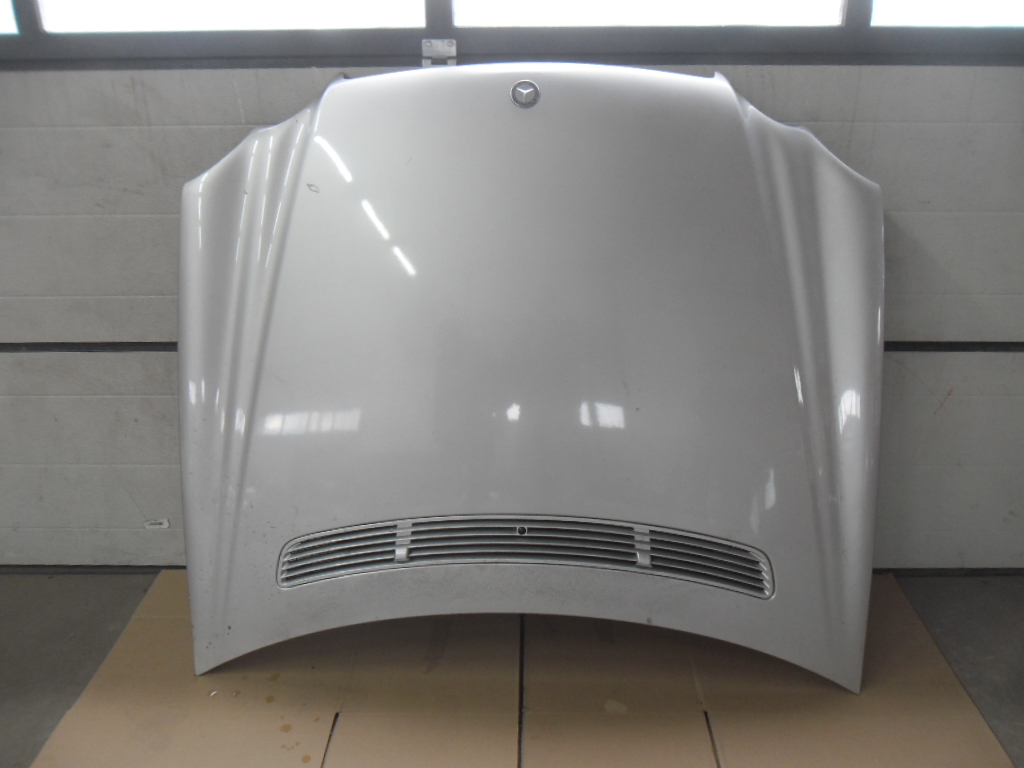 mercedes clk w209 2003 capó tapa motor ($)