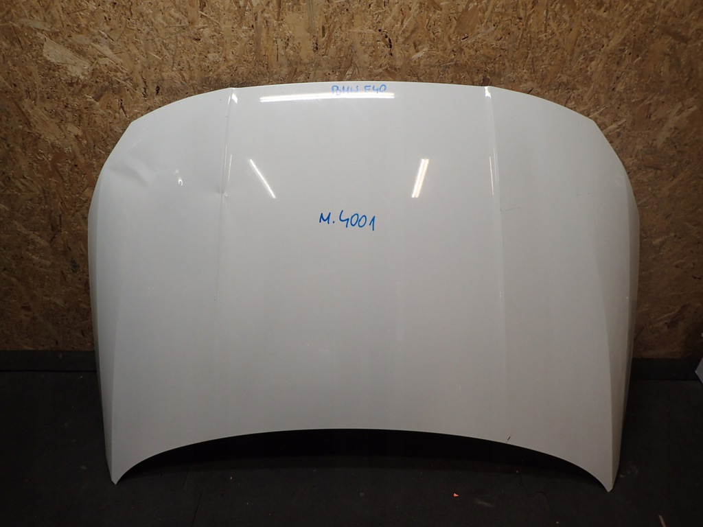 capó bmw 1 i f40 ($)