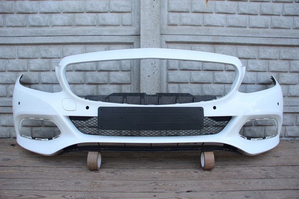 parachoque paragolpes delantero rejilla mercedes c clase w205 14 18 ($)